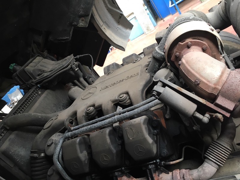 Mercedes-Benz Complete motor OM501LA Motor compleet MB OM501LA - Двигун: фото 4 Mercedes-Benz Complete motor OM501LA Motor compleet MB OM501LA - Двигун: фото 4