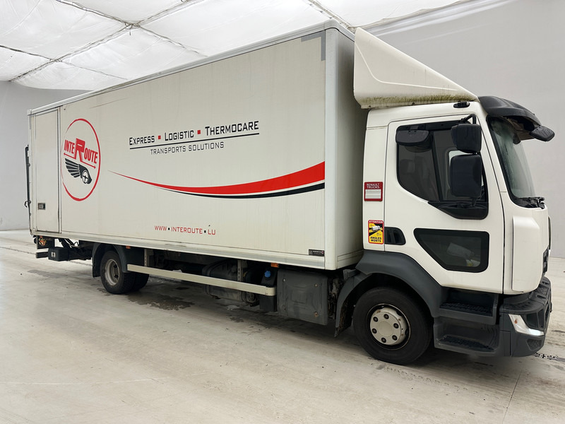 Renault D12 - Вантажівка з закритим кузовом: фото 4 Renault D12 - Вантажівка з закритим кузовом: фото 4