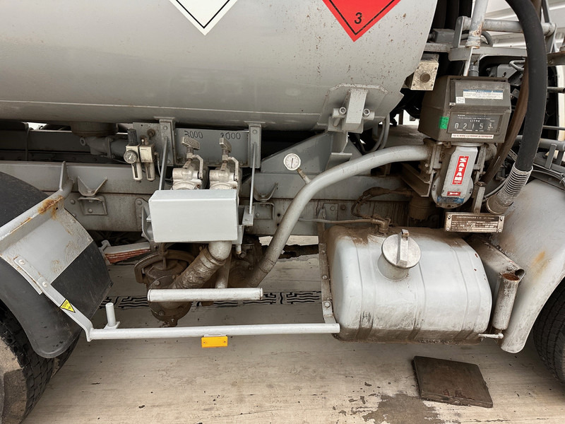 Renault Midliner S120 - Вантажівка цистерна: фото 5 Renault Midliner S120 - Вантажівка цистерна: фото 5