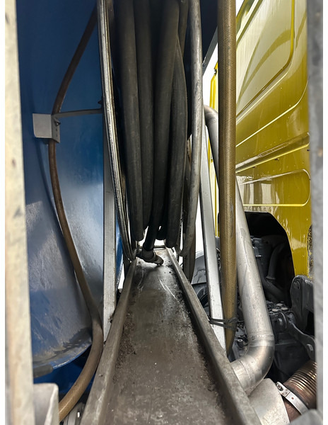 Scania P230 - Вантажівка цистерна: фото 5 Scania P230 - Вантажівка цистерна: фото 5