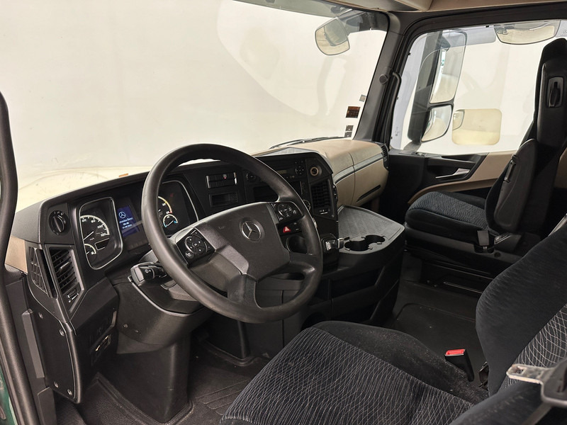 Тягач Mercedes-Benz Actros 1845 BigSpace: фото 8