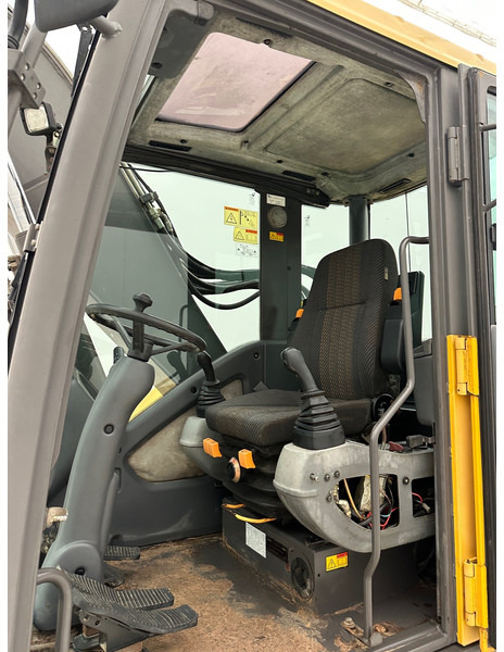 Колісний екскаватор VOLVO* EW 140: фото 7