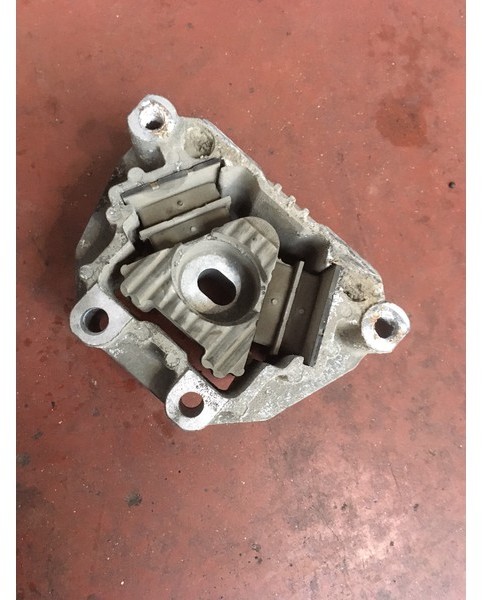 Volvo 20501391 20501391 - Подушка двигуна в категорії Вантажівки: фото 1 Volvo 20501391 20501391 - Подушка двигуна в категорії Вантажівки: фото 1