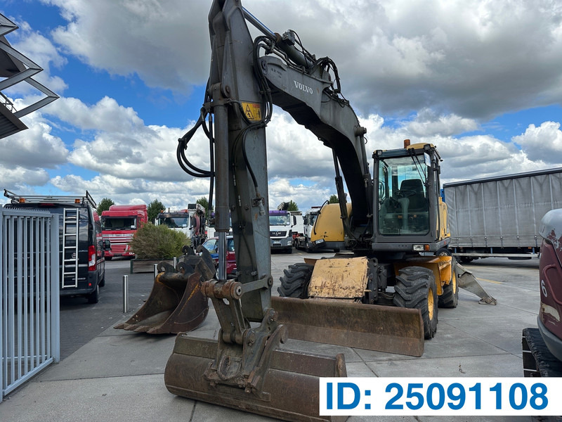 Volvo EW140 - Колісний екскаватор: фото 1 Volvo EW140 - Колісний екскаватор: фото 1
