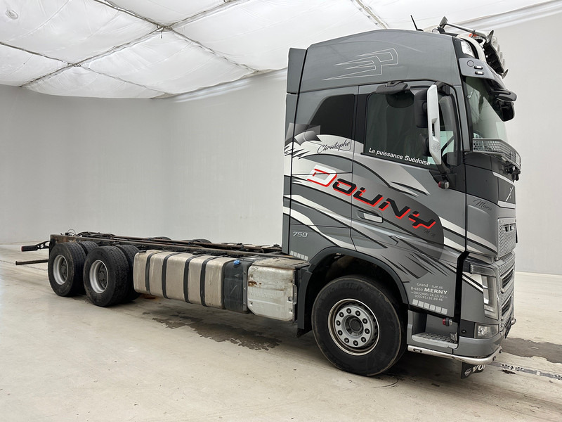 Volvo FH 750 - 6x4 - Вантажівка шасі: фото 3 Volvo FH 750 - 6x4 - Вантажівка шасі: фото 3