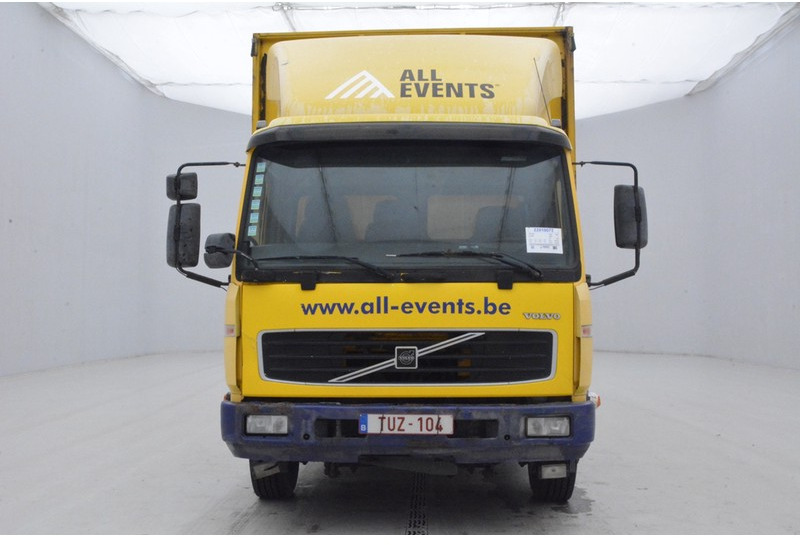 Volvo FL 220* - Тентована вантажівка: фото 2 Volvo FL 220* - Тентована вантажівка: фото 2