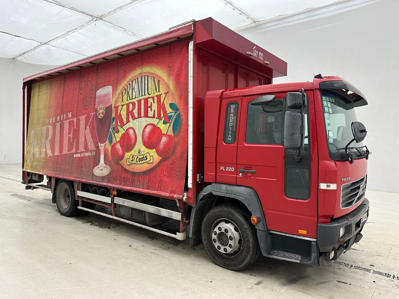 Volvo FL 220 - Тентована вантажівка: фото 3 Volvo FL 220 - Тентована вантажівка: фото 3