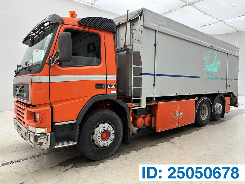 Volvo FM7.250 - 6x2 - Самоскид вантажівка: фото 1 Volvo FM7.250 - 6x2 - Самоскид вантажівка: фото 1