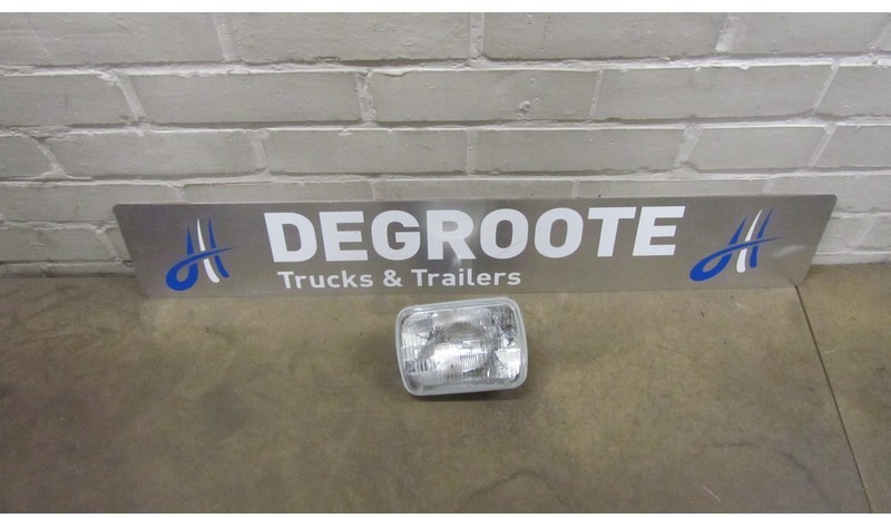 Volvo Koplamp USA - Передня фара: фото 1 Volvo Koplamp USA - Передня фара: фото 1