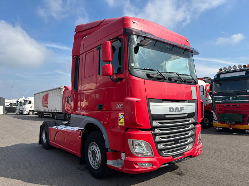 DAF XF 510 Spacecab Retarder Euro 6 - Тягач: фото 2 DAF XF 510 Spacecab Retarder Euro 6 - Тягач: фото 2