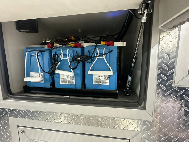 Будинок на колесах Scania 590S 6x2*4 STX 3x pop out - V8 - Demo/New - Full spec -: фото 15 Будинок на колесах Scania 590S 6x2*4 STX 3x pop out - V8 - Demo/New - Full spec -: фото 15