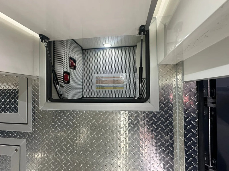 Будинок на колесах Scania 590S 6x2*4 STX 3x pop out - V8 - Demo/New - Full spec -: фото 17 Будинок на колесах Scania 590S 6x2*4 STX 3x pop out - V8 - Demo/New - Full spec -: фото 17