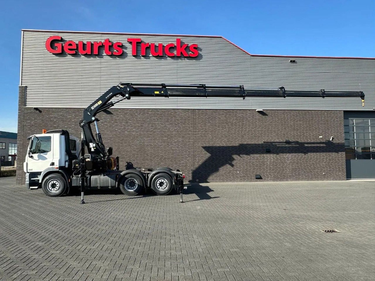 DAF CF 85 410 6X2 + HIAB 422EP-5 HIPRO TREKKER/SATTE - Вантажівка з маніпулятором: фото 1 DAF CF 85 410 6X2 + HIAB 422EP-5 HIPRO TREKKER/SATTE - Вантажівка з маніпулятором: фото 1