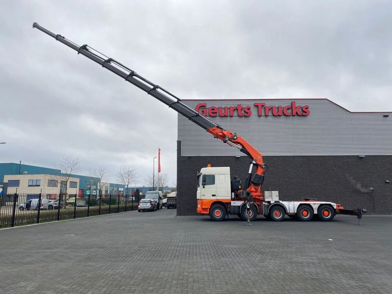 DAF XF 105 10X4 + FASSI F1500AXP.28 KRAAN/KRAN/CRANE - Вантажівка з маніпулятором: фото 5 DAF XF 105 10X4 + FASSI F1500AXP.28 KRAAN/KRAN/CRANE - Вантажівка з маніпулятором: фото 5