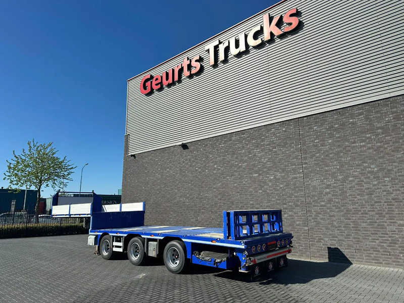 Emtech NNR48 3 ASSER HYDRAULISCHE GESTUURDE KORTE UITSCHUIFBARE SEMI-DIEPLADER / TIEFLADER / LOWLOADER - Низькорамна платформа напівпричіп: фото 3 Emtech NNR48 3 ASSER HYDRAULISCHE GESTUURDE KORTE UITSCHUIFBARE SEMI-DIEPLADER / TIEFLADER / LOWLOADER - Низькорамна платформа напівпричіп: фото 3