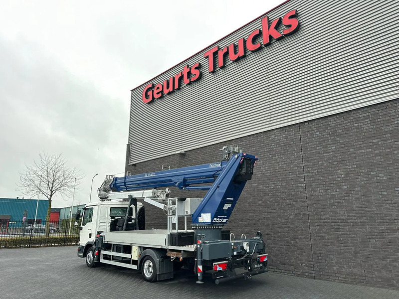 MAN TGL 7.190 4X2 BB BOCKER AK37/4000 + JIB MONTAGEKRAN/DACHDECKERKRAN/ROOFCRANE/KRAAN/KRAN/GRUA - Вантажівка з маніпулятором: фото 3 MAN TGL 7.190 4X2 BB BOCKER AK37/4000 + JIB MONTAGEKRAN/DACHDECKERKRAN/ROOFCRANE/KRAAN/KRAN/GRUA - Вантажівка з маніпулятором: фото 3