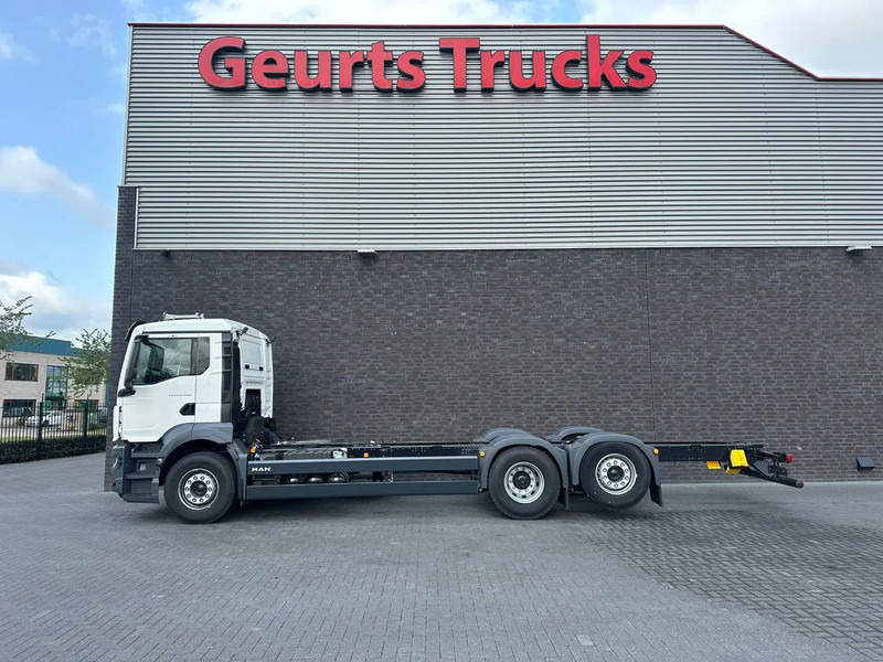 MAN TGS 26.480 6X2-4 BL CHASSIS CABINE (NIEUW) - Вантажівка шасі: фото 1 MAN TGS 26.480 6X2-4 BL CHASSIS CABINE (NIEUW) - Вантажівка шасі: фото 1