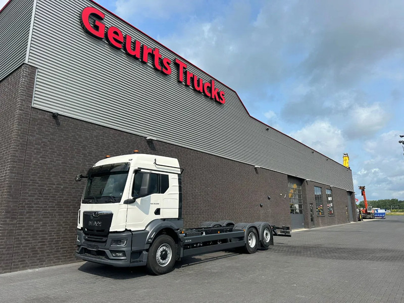 MAN TGS 26.520 6X2H-4 BL CH HYDRO DRIVE CHASSIS CABINE (NIEUW) - Вантажівка шасі: фото 2 MAN TGS 26.520 6X2H-4 BL CH HYDRO DRIVE CHASSIS CABINE (NIEUW) - Вантажівка шасі: фото 2