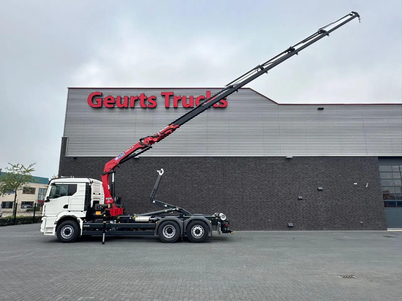 MAN TGS 26.520 6X4H-4 BL NEW MODEL + MEILLER HAAKARM - Гаковий мультиліфт вантажівка, Вантажівка з маніпулятором: фото 2 MAN TGS 26.520 6X4H-4 BL NEW MODEL + MEILLER HAAKARM - Гаковий мультиліфт вантажівка, Вантажівка з маніпулятором: фото 2