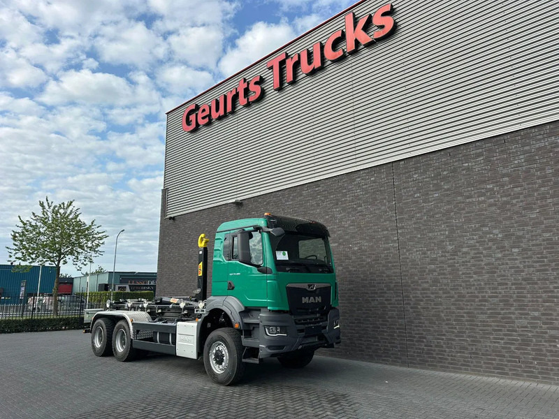 MAN TGS 33.480 6X6 HYVA LIFT 26-55-S HAAKARM / ABROLLKIPPER/ HOOKLIFT (NIEUWE/ NEU/ NEW) - Гаковий мультиліфт вантажівка: фото 5 MAN TGS 33.480 6X6 HYVA LIFT 26-55-S HAAKARM / ABROLLKIPPER/ HOOKLIFT (NIEUWE/ NEU/ NEW) - Гаковий мультиліфт вантажівка: фото 5