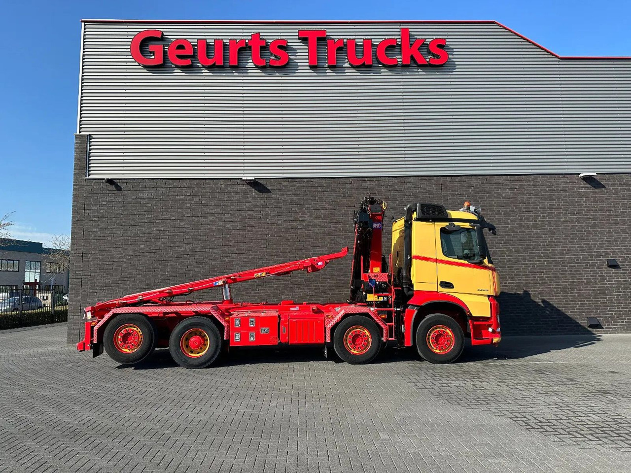 Mercedes-Benz Arocs 3253 L ENA 8X2/4 HMF2820 KRAAN / KRAN/ CRA - Гаковий мультиліфт вантажівка, Вантажівка з маніпулятором: фото 4 Mercedes-Benz Arocs 3253 L ENA 8X2/4 HMF2820 KRAAN / KRAN/ CRA - Гаковий мультиліфт вантажівка, Вантажівка з маніпулятором: фото 4