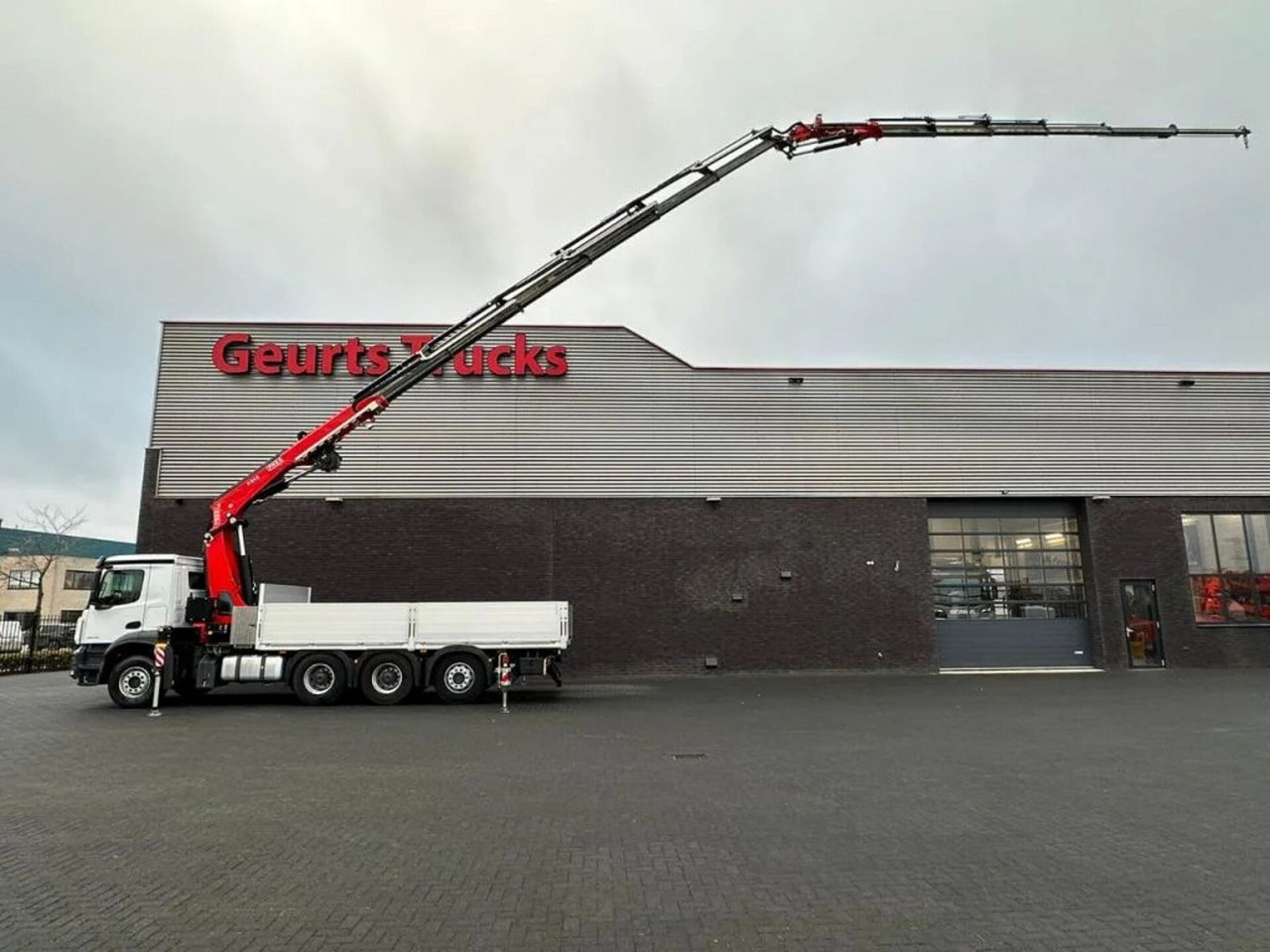 Mercedes-Benz Arocs 3646 L 8X4 + FASSI F545RA.2.26 XE-DYNAMIC - Вантажівка з маніпулятором: фото 1 Mercedes-Benz Arocs 3646 L 8X4 + FASSI F545RA.2.26 XE-DYNAMIC - Вантажівка з маніпулятором: фото 1