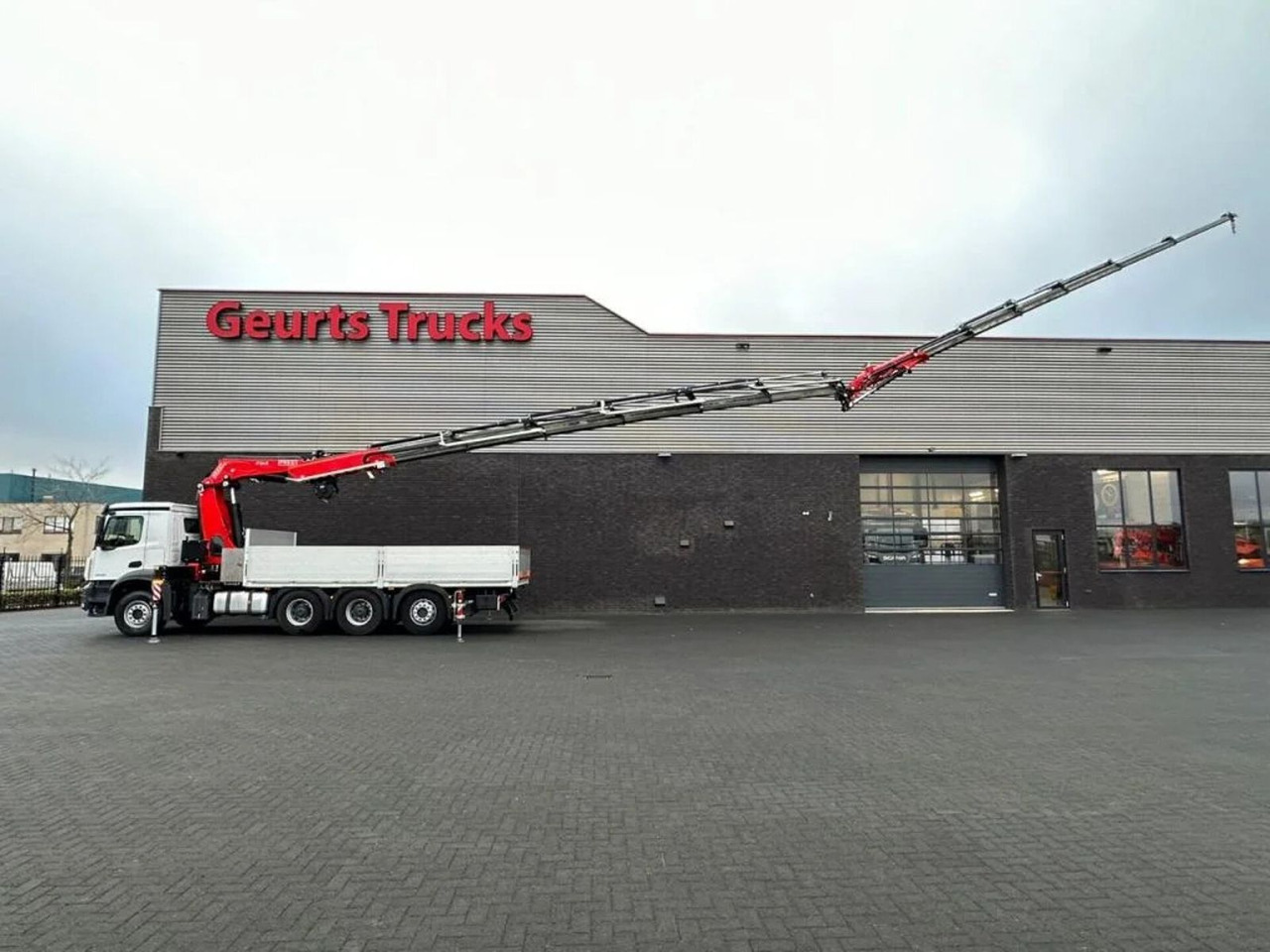 Mercedes-Benz Arocs 3646 L 8X4 + FASSI F545RA.2.26 XE-DYNAMIC - Вантажівка з маніпулятором: фото 4 Mercedes-Benz Arocs 3646 L 8X4 + FASSI F545RA.2.26 XE-DYNAMIC - Вантажівка з маніпулятором: фото 4