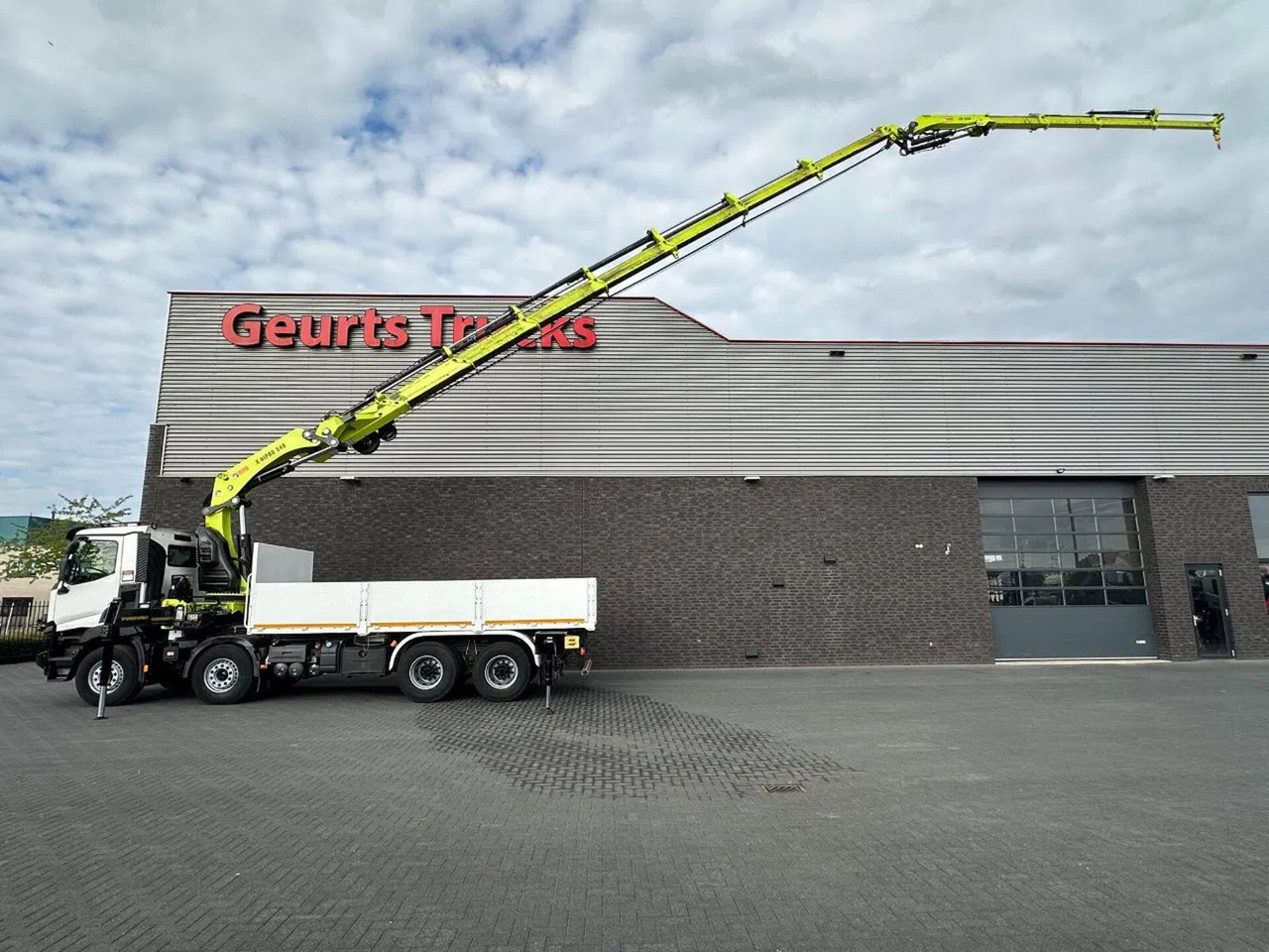 Renault C460 8X4 + HIAB X-HIPRO 548 E-7 MET JIB KRAAN / - Вантажівка з маніпулятором: фото 1 Renault C460 8X4 + HIAB X-HIPRO 548 E-7 MET JIB KRAAN / - Вантажівка з маніпулятором: фото 1