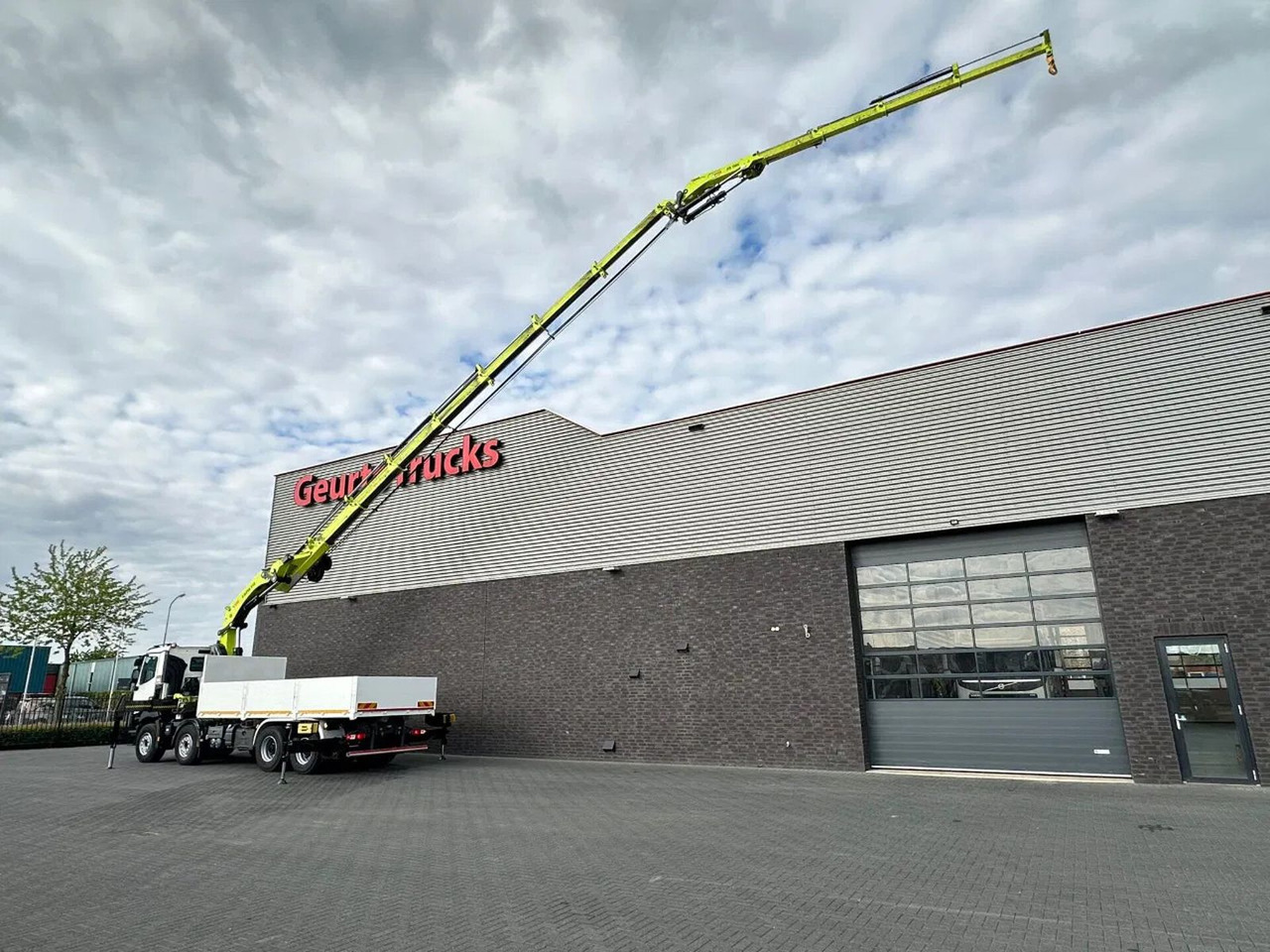 Renault C460 8X4 + HIAB X-HIPRO 548 E-7 MET JIB KRAAN / - Вантажівка з маніпулятором: фото 3 Renault C460 8X4 + HIAB X-HIPRO 548 E-7 MET JIB KRAAN / - Вантажівка з маніпулятором: фото 3