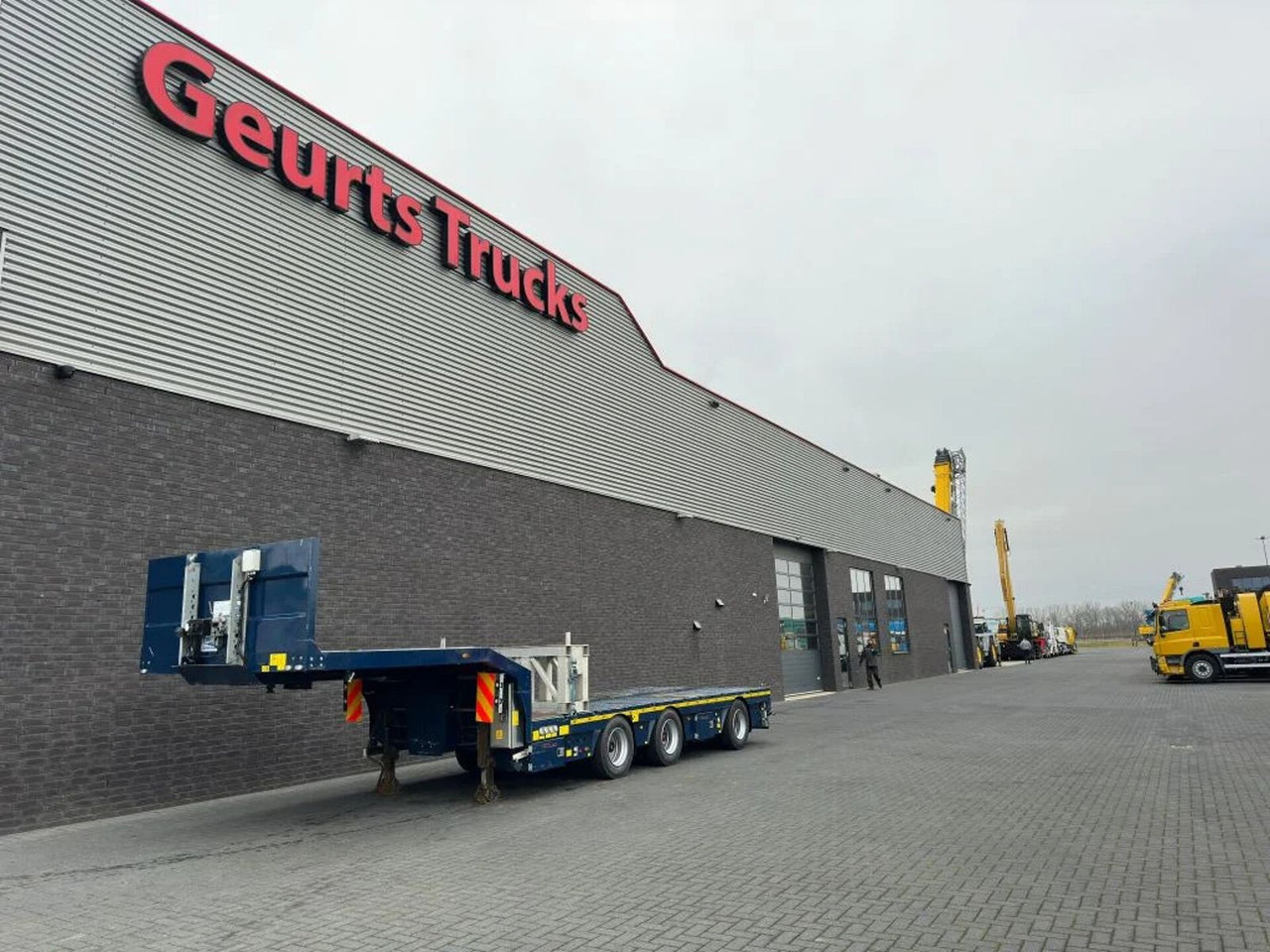 Rojo Trailer KT3 ST EXTENDABLE SEMI DIEPLADER/TI - Низькорамна платформа напівпричіп: фото 2 Rojo Trailer KT3 ST EXTENDABLE SEMI DIEPLADER/TI - Низькорамна платформа напівпричіп: фото 2