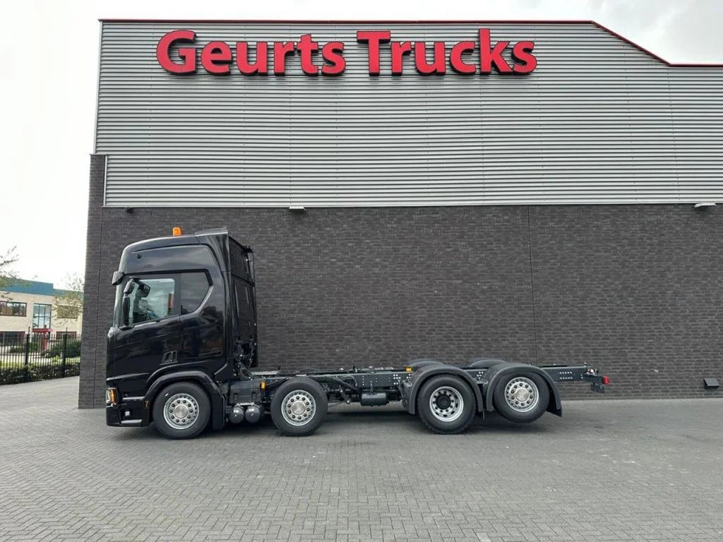 Scania R540 NGS 8X2 CHASSIS NIEUW/NEUE/NEW FULL OPTIONS - Вантажівка шасі: фото 1 Scania R540 NGS 8X2 CHASSIS NIEUW/NEUE/NEW FULL OPTIONS - Вантажівка шасі: фото 1
