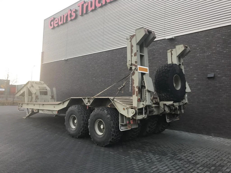 Trabosa 2 AXEL HEAVY DUTY LOWLOADER TANK TRANSPORT - Низькорамна платформа напівпричіп: фото 3 Trabosa 2 AXEL HEAVY DUTY LOWLOADER TANK TRANSPORT - Низькорамна платформа напівпричіп: фото 3