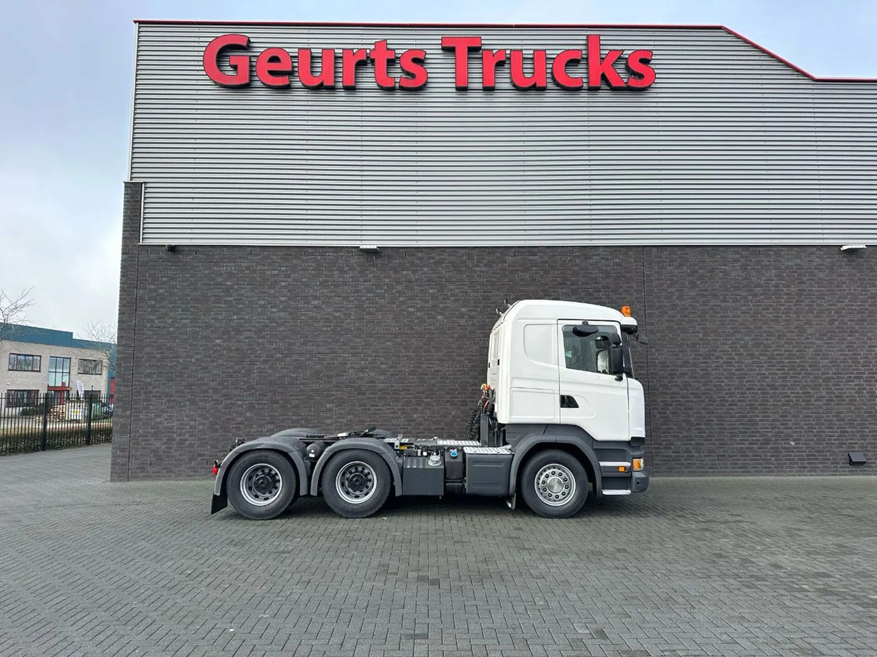 Scania R490 LA 6X4MNA TREKKER/SZM/TRACTOR - Тягач: фото 4 Scania R490 LA 6X4MNA TREKKER/SZM/TRACTOR - Тягач: фото 4