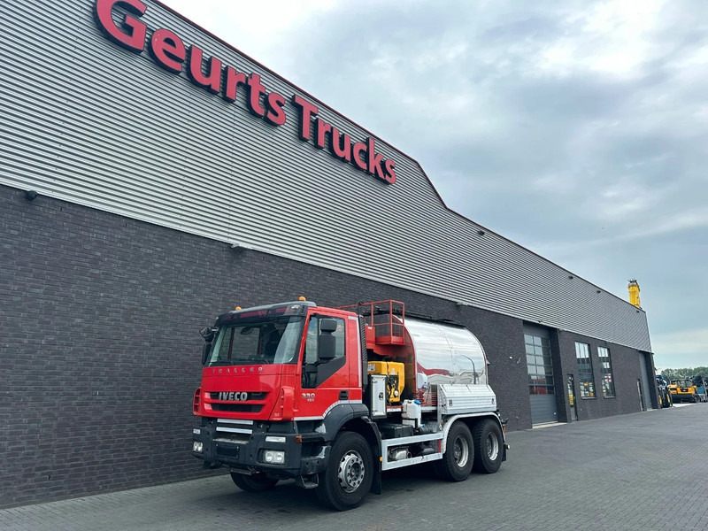 Iveco Trakker 330 6X4 LINNHOFF& HENNE AWÖL 600 6M3 ASFALTKOKER/ASPHALTKOCHER/ASFALTCOOKER/HEATER - Вантажівка: фото 2 Iveco Trakker 330 6X4 LINNHOFF& HENNE AWÖL 600 6M3 ASFALTKOKER/ASPHALTKOCHER/ASFALTCOOKER/HEATER - Вантажівка: фото 2