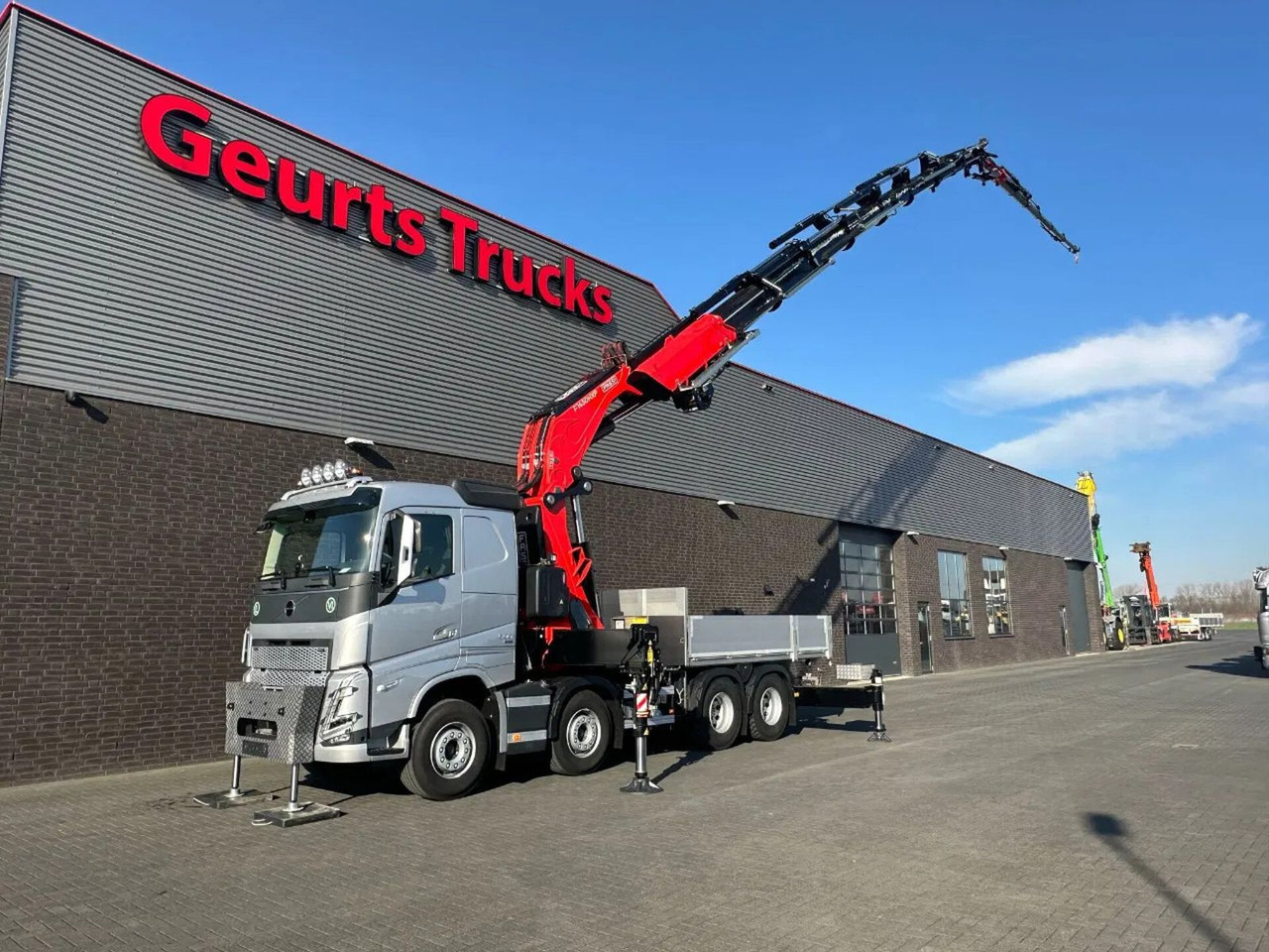 Volvo FH 500 8X4 RF-RT40G FASSI F1450R.2.8 + JIB L826 - Вантажівка з маніпулятором: фото 3 Volvo FH 500 8X4 RF-RT40G FASSI F1450R.2.8 + JIB L826 - Вантажівка з маніпулятором: фото 3