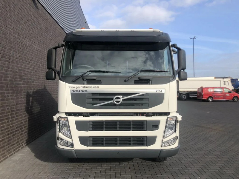 Volvo FM 370 6X4 CARGO TRUCK RHD UNUSED - Бортова вантажівка/ Платформа: фото 5 Volvo FM 370 6X4 CARGO TRUCK RHD UNUSED - Бортова вантажівка/ Платформа: фото 5