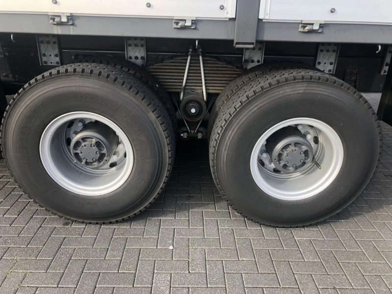 Volvo FM 370 6X4 CARGO TRUCK RHD UNUSED - Бортова вантажівка/ Платформа: фото 4 Volvo FM 370 6X4 CARGO TRUCK RHD UNUSED - Бортова вантажівка/ Платформа: фото 4