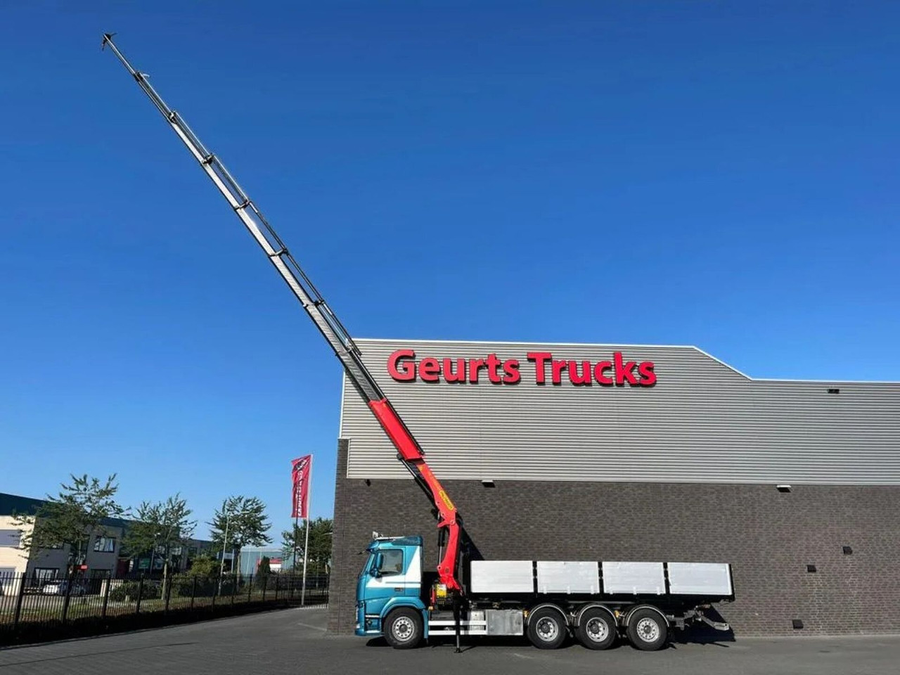 Volvo FM 500 8X4 TRIDEM + PALFINGER PK 27001-EH G KRAA - Вантажівка з маніпулятором: фото 4 Volvo FM 500 8X4 TRIDEM + PALFINGER PK 27001-EH G KRAA - Вантажівка з маніпулятором: фото 4