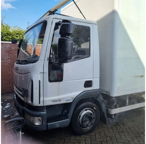Iveco ML75 E18 manual gearbox..... 180 pk met laadklep - Вантажівка з закритим кузовом: фото 5 Iveco ML75 E18 manual gearbox..... 180 pk met laadklep - Вантажівка з закритим кузовом: фото 5
