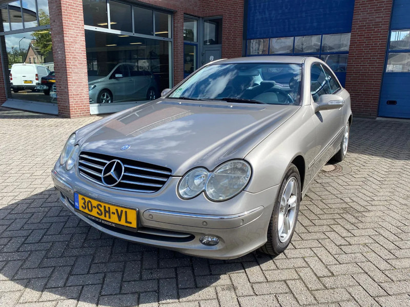Mercedes-Benz CLK-Klasse C 200 KOMP. Autom. - Легковий автомобіль: фото 5 Mercedes-Benz CLK-Klasse C 200 KOMP. Autom. - Легковий автомобіль: фото 5