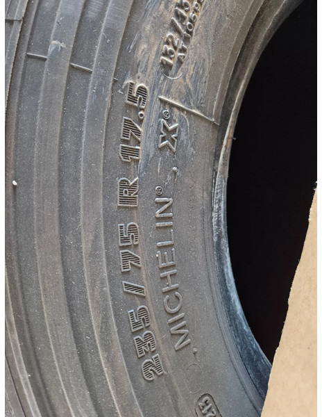 Michelin 235/75R 17.5 - Шина в категорії Вантажівки: фото 4 Michelin 235/75R 17.5 - Шина в категорії Вантажівки: фото 4