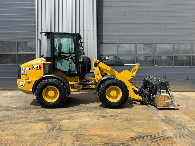 Caterpillar 908M CE + EPA - Колісний навантажувач: фото 5 Caterpillar 908M CE + EPA - Колісний навантажувач: фото 5