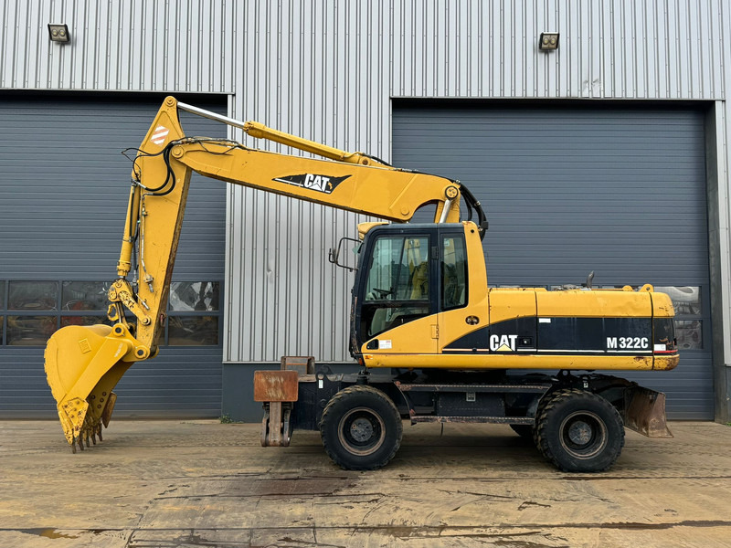 Caterpillar M322C - Hydraulic stabilizers / VA Triple boom / CE-certified, - Колісний екскаватор: фото 5 Caterpillar M322C - Hydraulic stabilizers / VA Triple boom / CE-certified, - Колісний екскаватор: фото 5