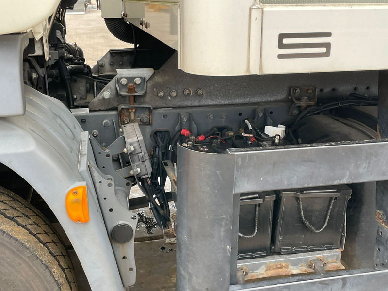 Вантажівка з закритим кузовом DAF LF 180 FA: фото 12 Вантажівка з закритим кузовом DAF LF 180 FA: фото 12