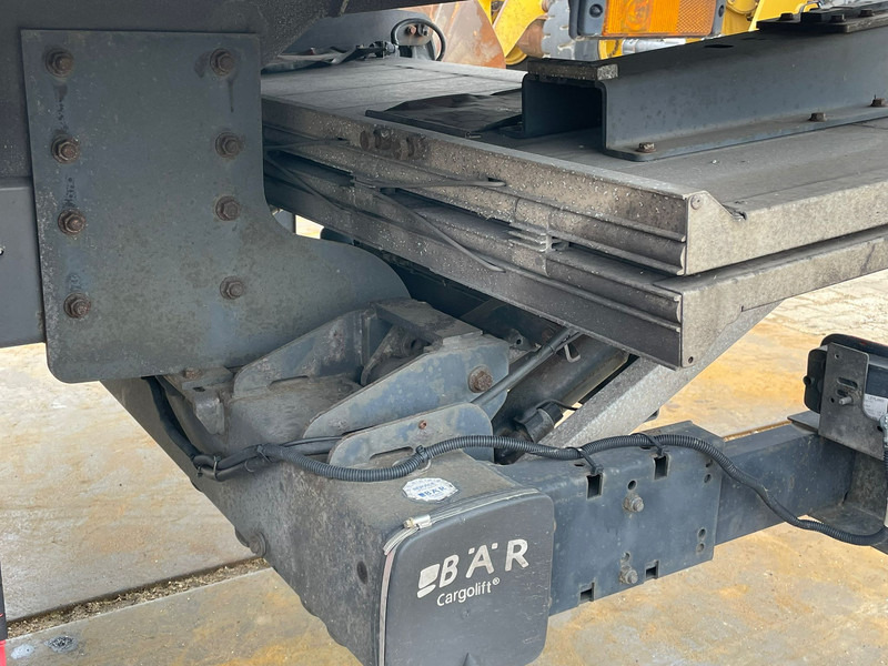 Вантажівка з закритим кузовом DAF LF 180 FA: фото 16 Вантажівка з закритим кузовом DAF LF 180 FA: фото 16