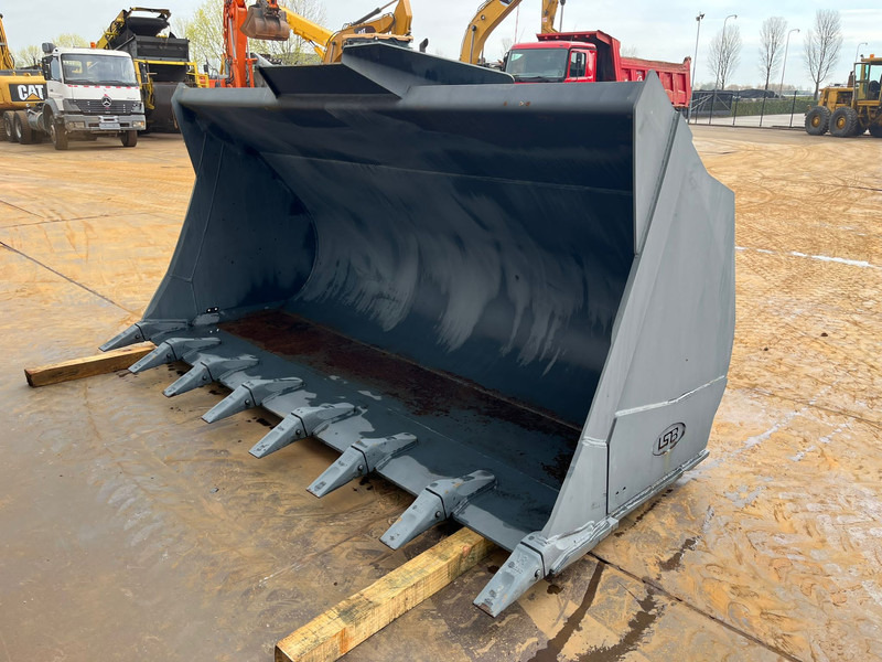 Doosan Bucket DL450-3 4700 l - Ківш: фото 2 Doosan Bucket DL450-3 4700 l - Ківш: фото 2