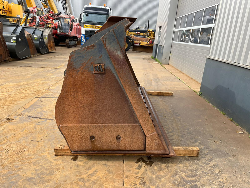 Doosan Bucket DL450 4600 l - Ківш: фото 5 Doosan Bucket DL450 4600 l - Ківш: фото 5