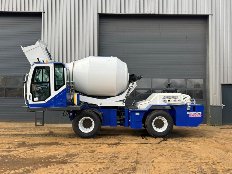 Giga power GW5500 4x4 Self Loading Concrete Mixer - Автобетонозмішувач: фото 1 Giga power GW5500 4x4 Self Loading Concrete Mixer - Автобетонозмішувач: фото 1
