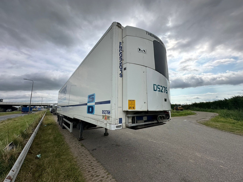 Gray and Adams Meat Hook Thermo King SLXE 400 - Рефрижератор напівпричіп: фото 5 Gray and Adams Meat Hook Thermo King SLXE 400 - Рефрижератор напівпричіп: фото 5