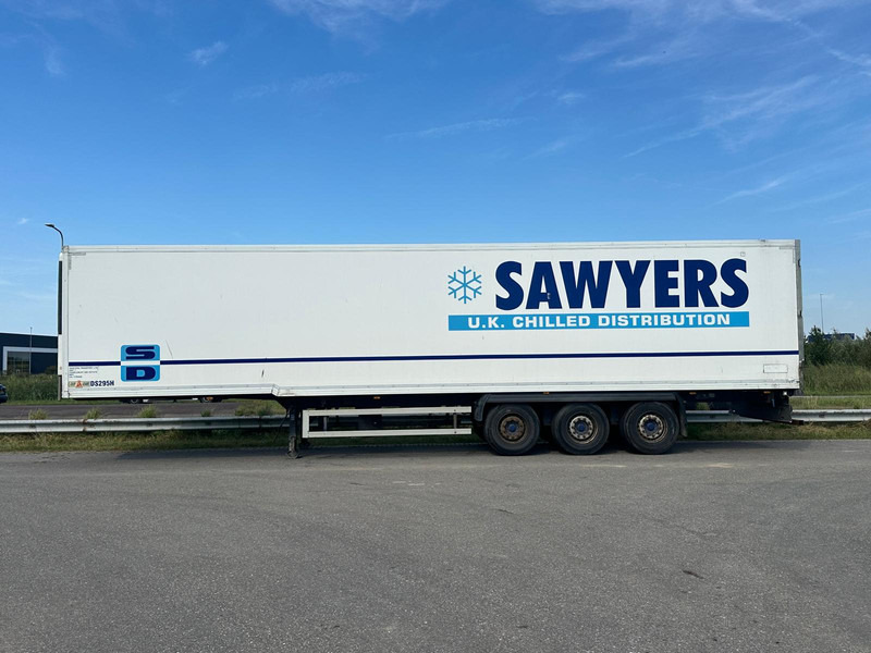 Gray and Adams Meat Hook Thermo King SLXE 400 - Рефрижератор напівпричіп: фото 2 Gray and Adams Meat Hook Thermo King SLXE 400 - Рефрижератор напівпричіп: фото 2